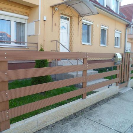 Makai Apartman Otel Hajdúszoboszló Dış mekan fotoğraf